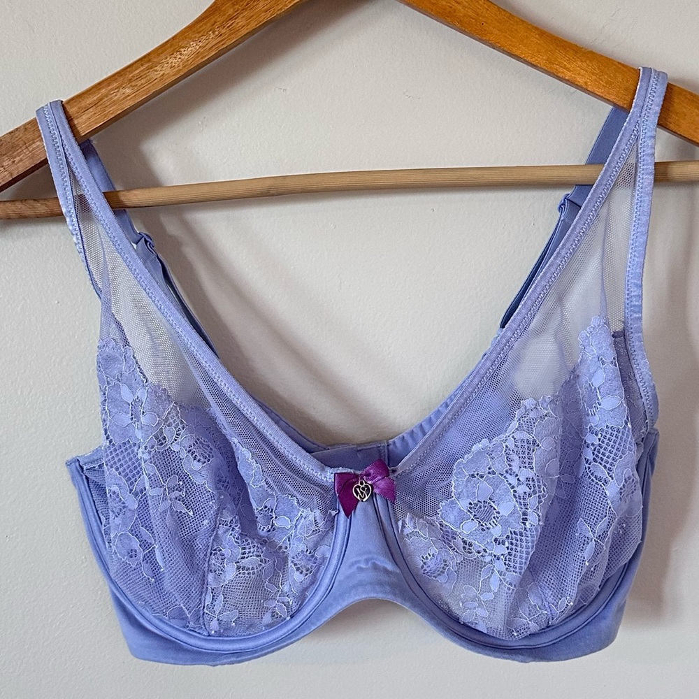 Victoria's Secret Lilac Lace Bra